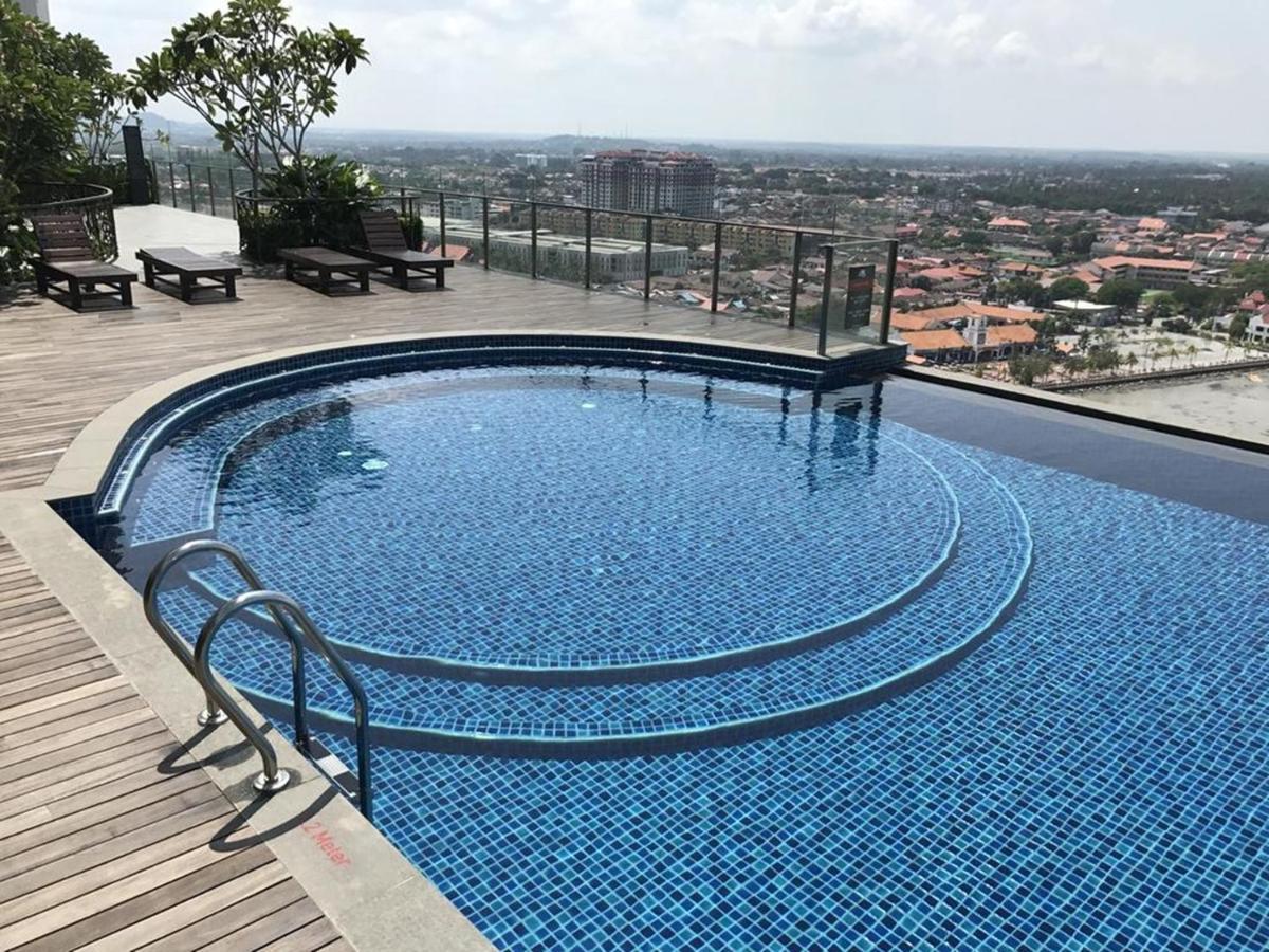 Silverscape Family Suite Melaka City Centre Exterior photo